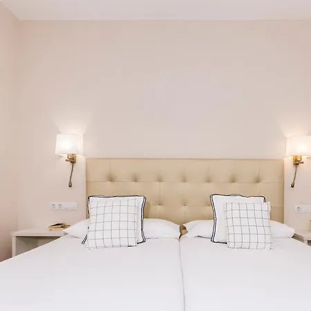 Hotel Emblemático Madrid Las Palmas de Gran Canaria